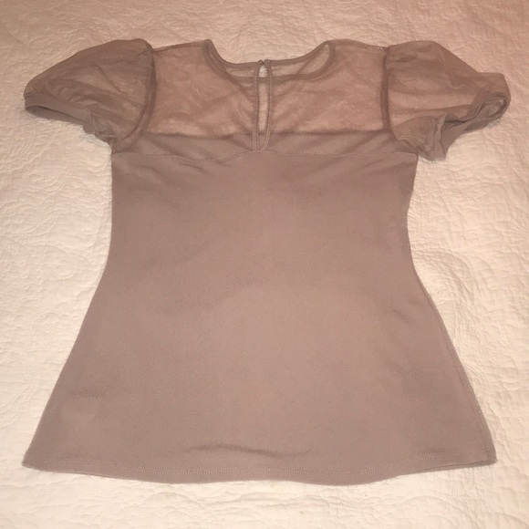 Express blush top - Picture 2 of 5